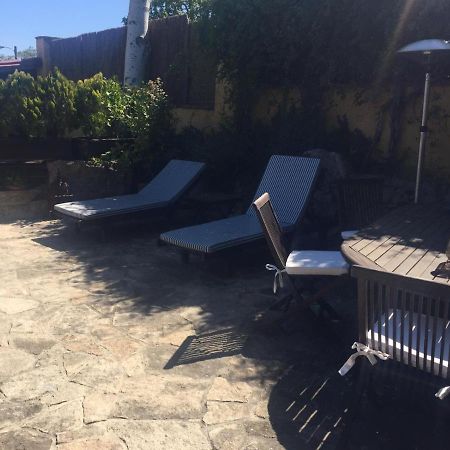 Juan And Susana Apartment โปซูเอโล เด อาลาร์กอน ภายนอก รูปภาพ